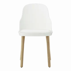 Chaise à l'assise en tissu canvas blanc et au piètement en chêne Allez blanc - Normann Copenhagen