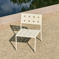 Chaise lounge de jardin en acier anthracite Balcony - HAY