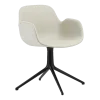 Chaise pivotante avec accoudoirs en aluminium noir et tissu camira blanc mlf20 Form - Normann Copenhagen