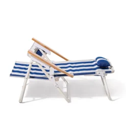 Chaise pliante de plage en toile à rayures bleu Crew Blue Stripe The Penny - Business & Pleasure