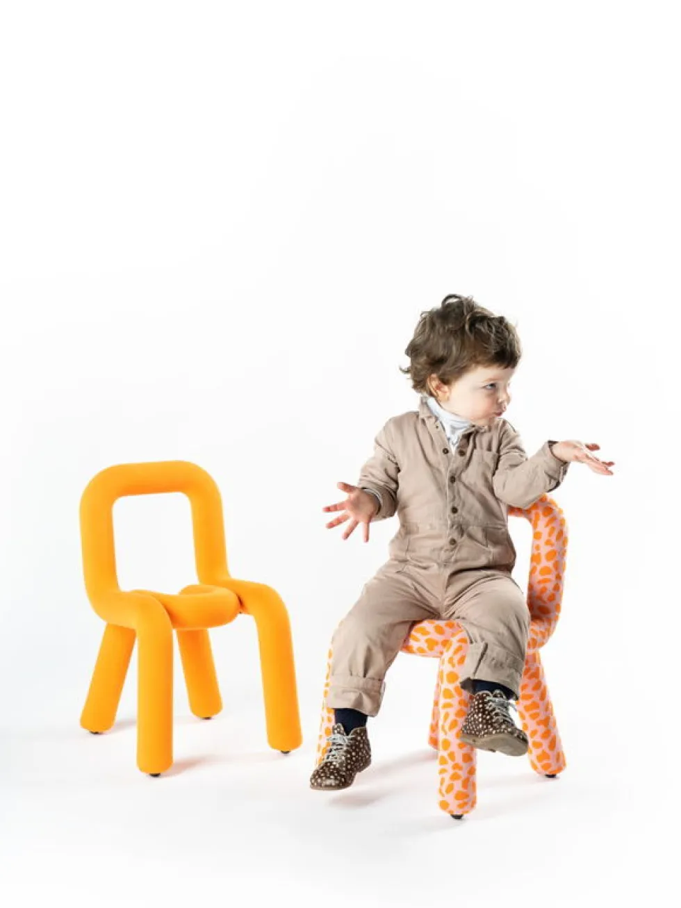 Chaise pour enfant en coton imprimé koï Mini Bold - Moustache