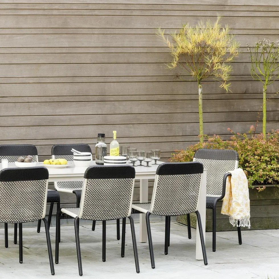 2 Chaises de jardin avec accoudoirs noire et blanche Tobago - KOK