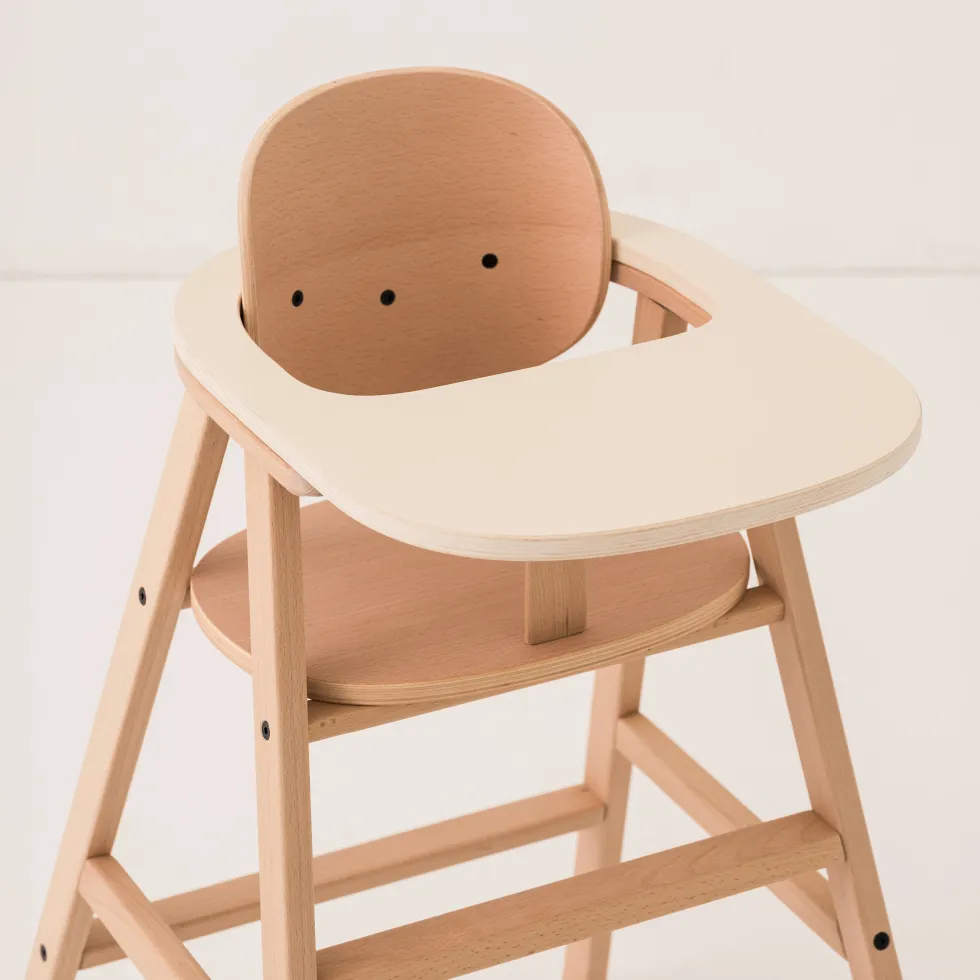 Chaise évolutive avec plateau en hêtre et coussin en coton bio marron Growing Green - Nobodinoz