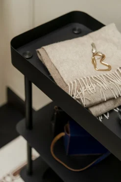 Console avec double étagères et un plateau en acier noire Nolle - noo.ma