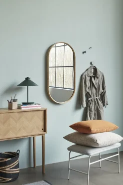 Console motif chevron en bois de chêne clair - Hübsch
