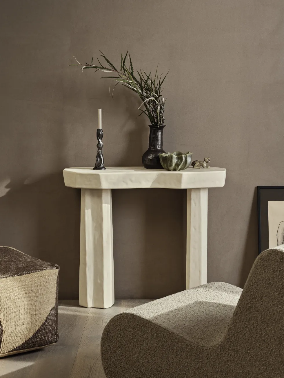 Console organique en fibre de verre ivoire 85cm Staffa - Ferm living