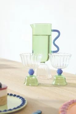 2 Coupes en verre vert Tulip - &Klevering