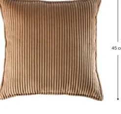 Coussin carré en velours côtelé toffee 45cm Cushion - Wigiwama