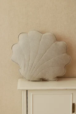 Coussin coquillage en lin beige Shells - Moi Mili