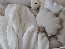Coussin coquillage en lin beige Shells - Moi Mili