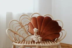 Coussin coquillage en velours perle cuivré Shells - Moi Mili