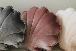 Coussin coquillage en velours perle rose Shells - Moi Mili