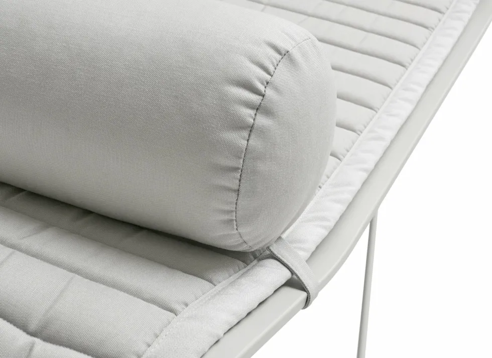 Coussin d'appui-tête anthracite Palissade - HAY