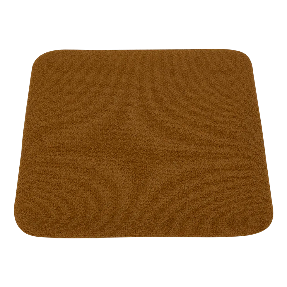 Coussin de siège pour tabouret ambre bouclé 27,5x32x2,5cm Curva - AYTM