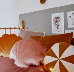 Coussin en coton et lin patchwork marron Bonbon - Moi Mili