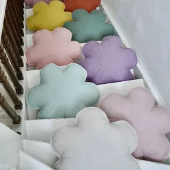 Coussin fleur en lin lys de sable - Moi Mili