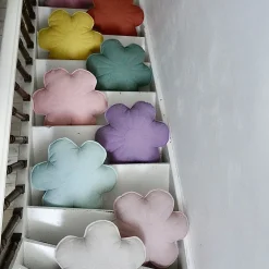 Coussin fleur en lin lys rose clair - Moi Mili