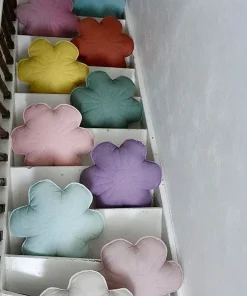 Coussin fleur en velours menthe fraîche - Moi Mili