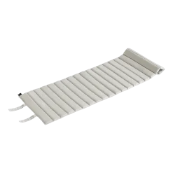 Coussin matelassé gris ciel pour la chaise longue Crate - Hay