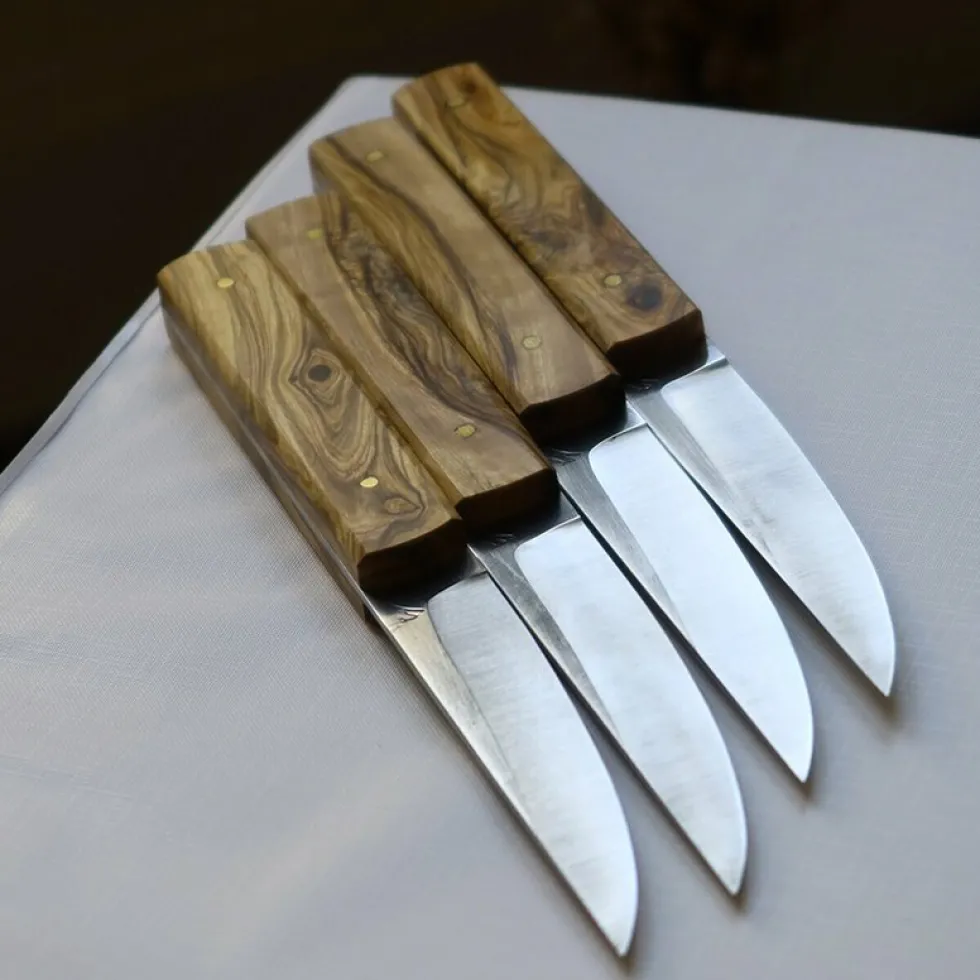 2 Couteaux de table en bois d'olivier et inox Z40 21,5 cm Marta - Atelier Miguel