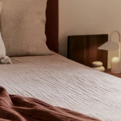 Couvre lit en coton terracotta et blanc 250x240cm Fino - Ferm living