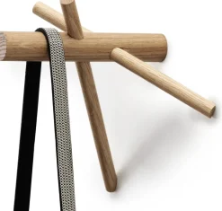 2 Crochets bâtons en chêne naturel - Normann Copenhagen