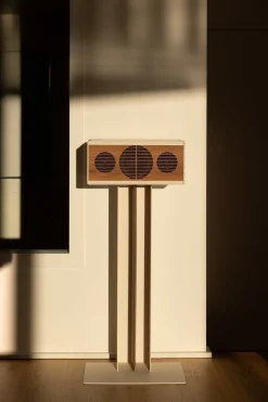 Enceinte en noyer beige 36x25x16cm Pr link - La boite concept