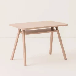 Ensemble bureau enfant avec 1 chaise en bois de hêtre massif rose blush Growing Green - Nobodinoz