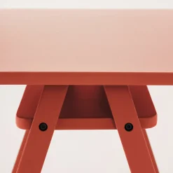 Ensemble bureau enfant avec 2 chaises en bois de hêtre massif rouge Growing Green - Nobodinoz
