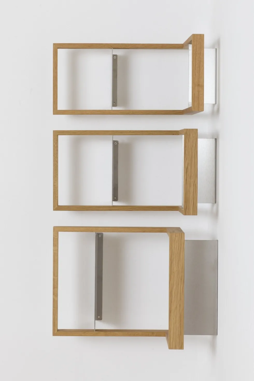 Etagère murale en bois de chêne naturel B-eck3 - Das kleine b