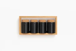 Etagère à épices en chêne naturel et bocaux en céramique gris 31x5,5x15cm Bocuse - das kleine b