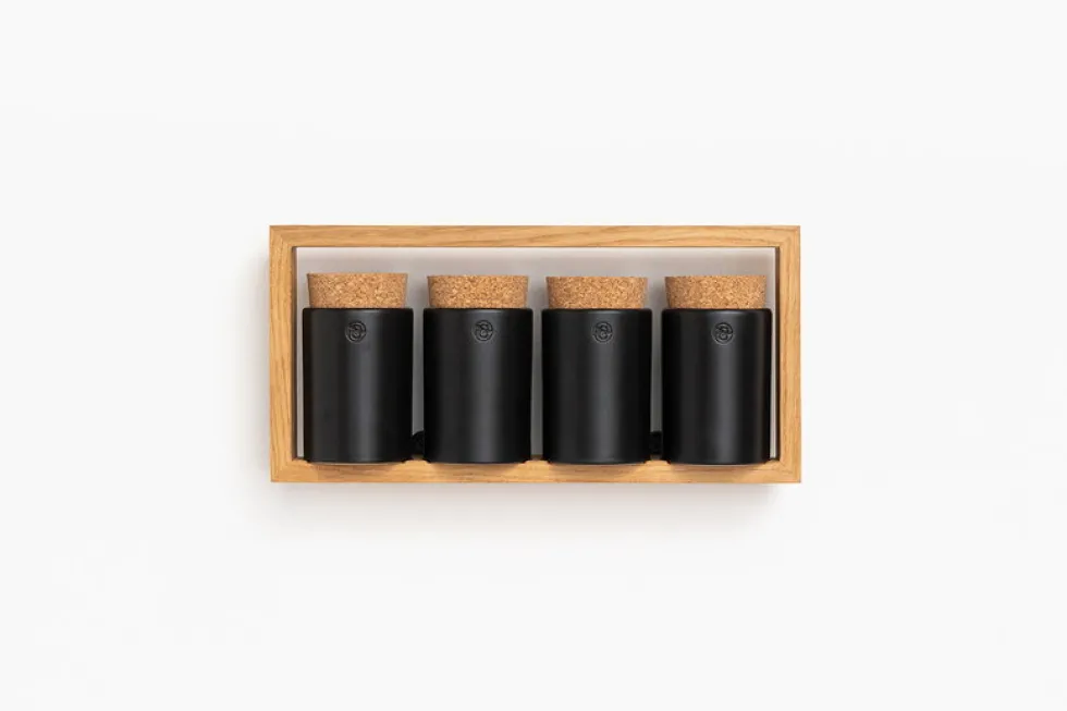 Etagère à épices en chêne naturel et bocaux en céramique gris 31x5,5x15cm Bocuse - das kleine b