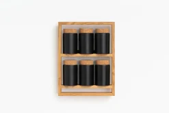 Etagère à épices en chêne naturel et bocaux en céramique gris 24,5x5,5x32cm Bocuse - das kleine b