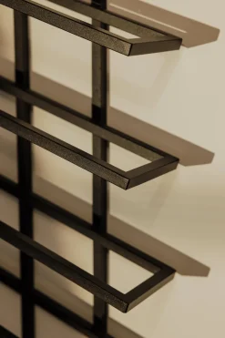 Etagère à vin en acier noir 62x27x9,5cm Vinia - Metallbude