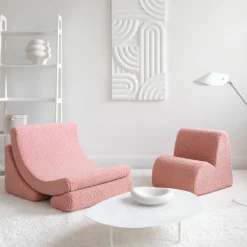 Fauteuil arrondit en sherpa bouclé rose 80x65x55 Moon chair - Wigiwama