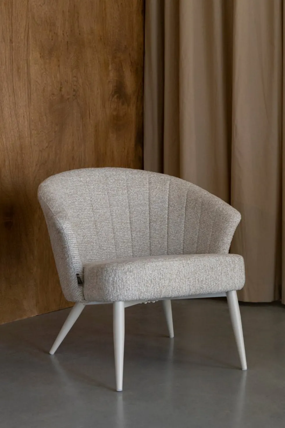 Fauteuil avec accoudoirs en tissu et métal beige Georgia - Dutchbone