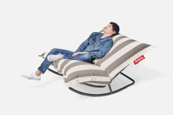 Fauteuil à bascule extérieur en métal noir avec coussin rayé marron cacao crème Rock 'n Roll Combi - Fatboy