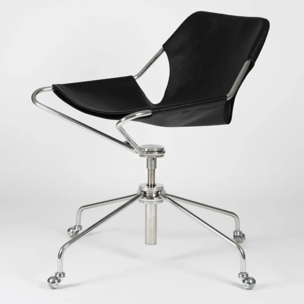 Fauteuil de bureau réglable en cuir noir et acier inoxydable poli Paulistano - Objekto