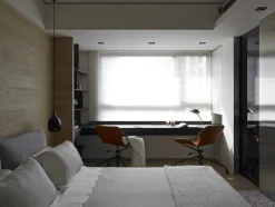 Fauteuil de bureau réglable en cuir noir et acier inoxydable poli Paulistano - Objekto