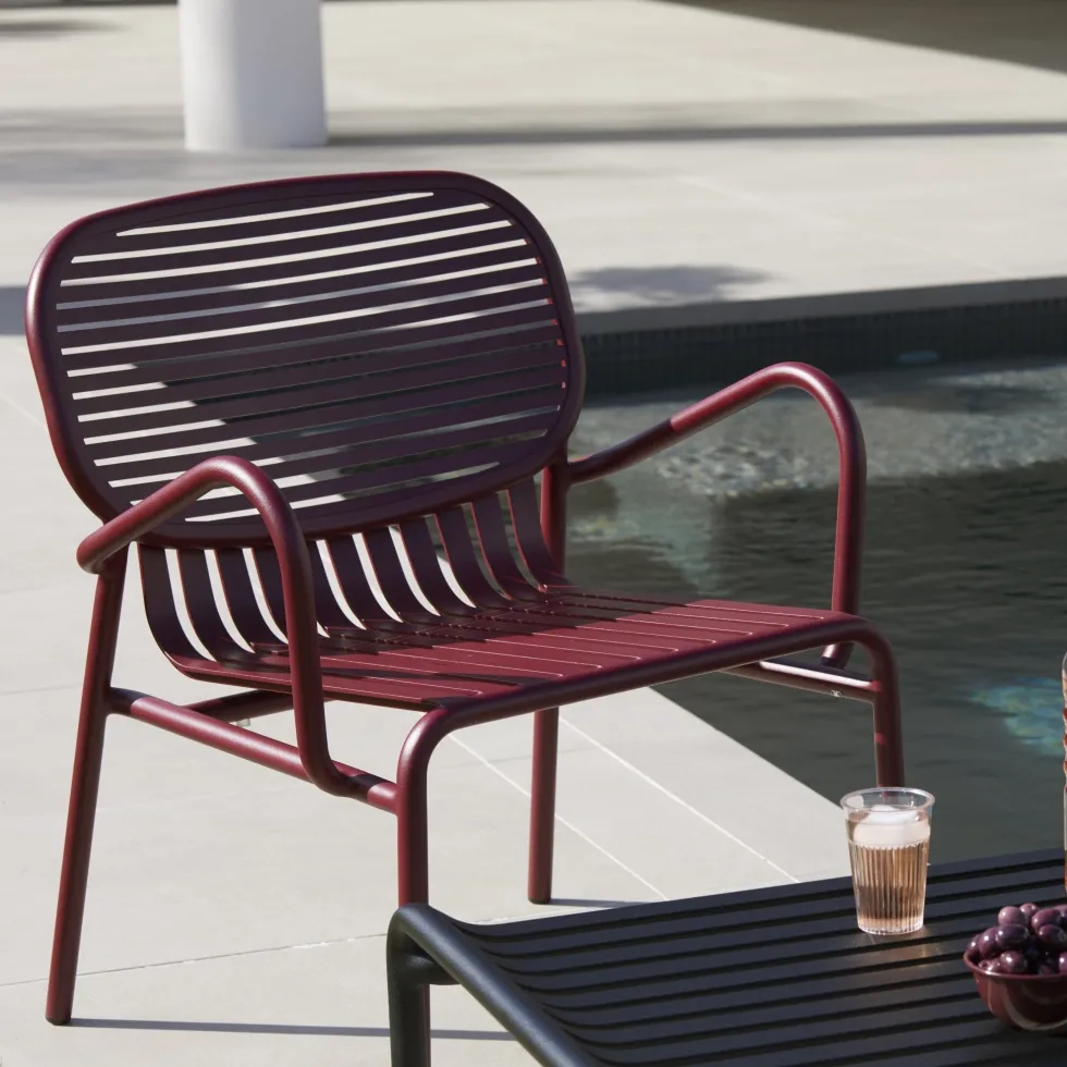 Fauteuil de jardin bordeaux Week End - Petite Friture