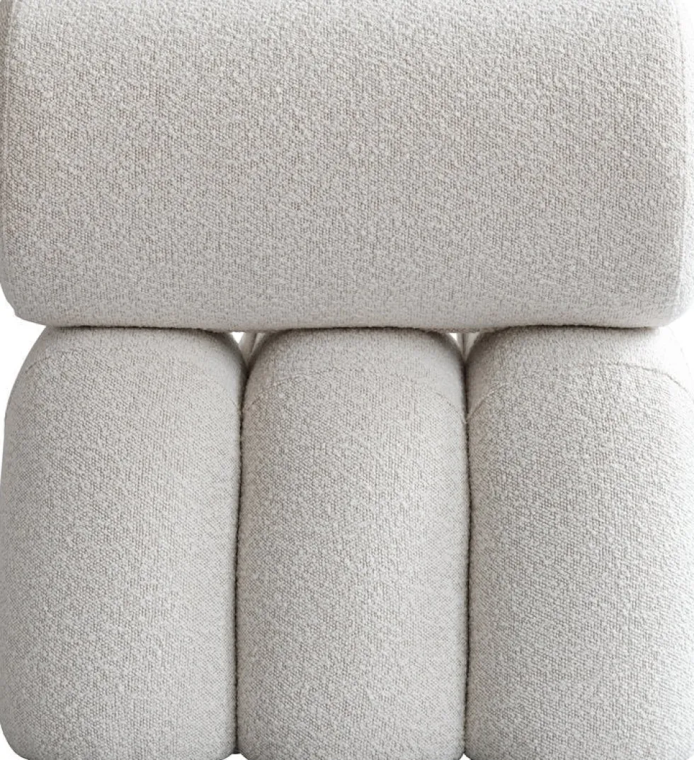 Fauteuil design en tissu bouclé blanc cassé Foku - 101 COPENHAGEN