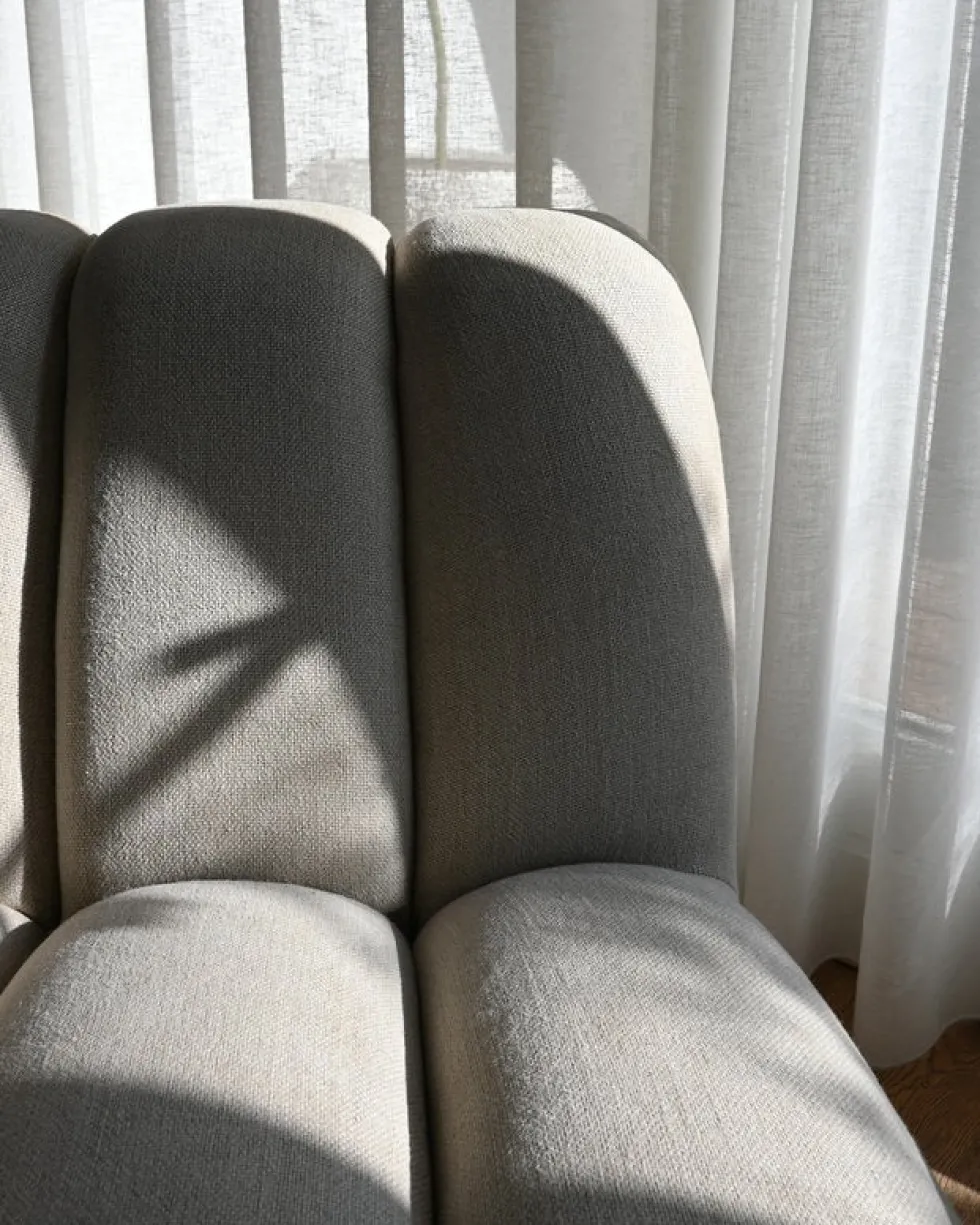 Fauteuil design en tissu lin beige Toe - 101 COPENHAGEN