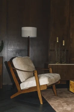 Fauteuil en bois de manguier finition noyer et tissu beige Washington - Dutchbone