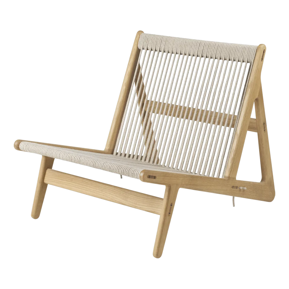 Fauteuil en chêne massif MR01 - Gubi