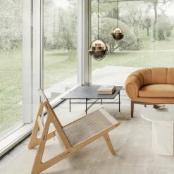 Fauteuil en chêne massif MR01 - Gubi