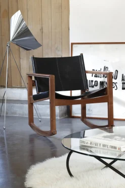 Fauteuil en cuir naturel et chêne Peglev - Objekto