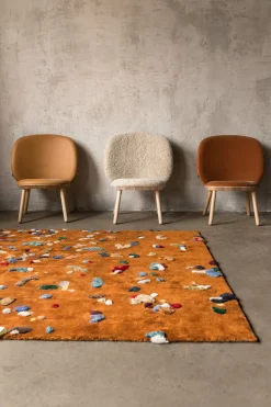 Fauteuil en frêne et laine de mouton Naïve - Emko