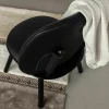 Fauteuil en frêne noir et cuir noir Naïve - Emko
