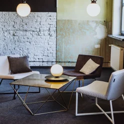 Fauteuil en métal noir et tissus blanc brillant Zero - Custom form