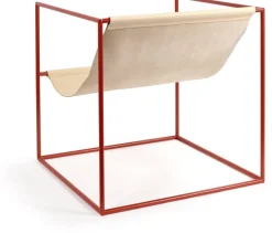 Fauteuil en métal rouge et cuir beige 62x62x61cm Solo Seat - valerie_objects
